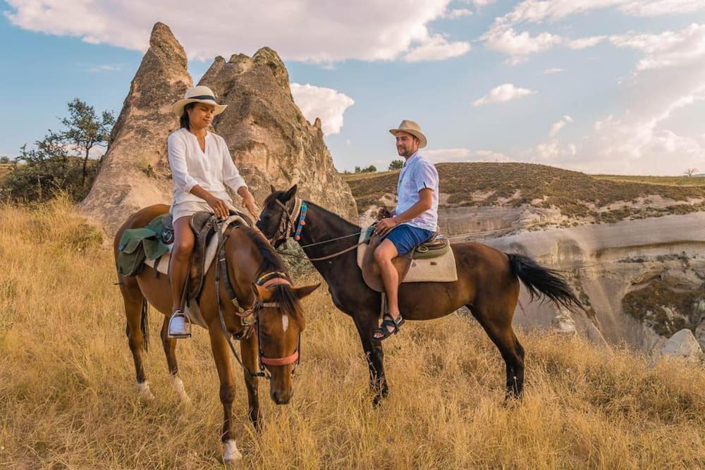 Uchisarstonehouse Hotel Невшехир Екстериор снимка