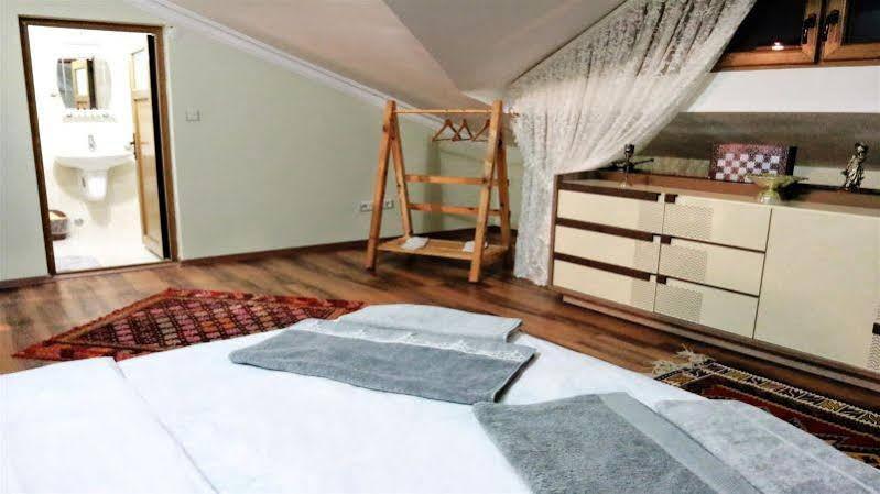 Uchisarstonehouse Hotel Невшехир Екстериор снимка